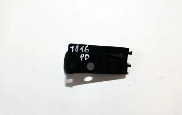 Fiat Punto (176) Front door interior handle a739