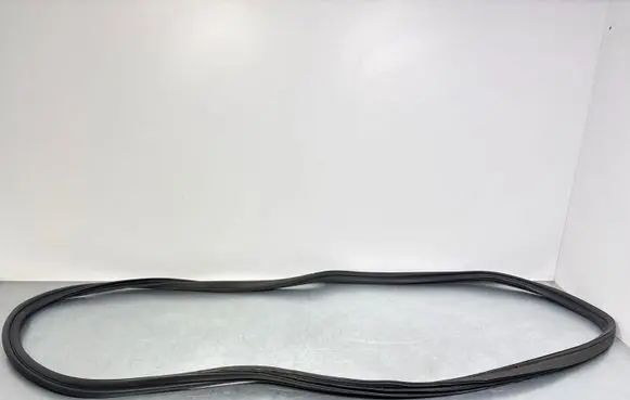 Jeep Grand Cherokee Trunk rubber seal (body) 55399175