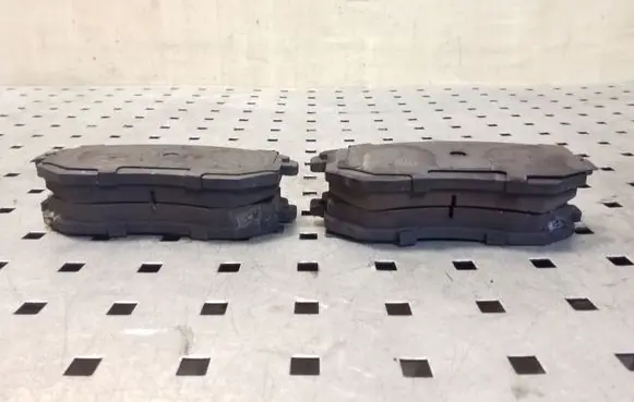 Subaru Outback Brake pads (front) 