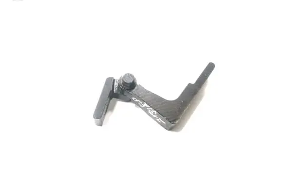 Volkswagen Touareg I Front door upper hinge 7L0831402B