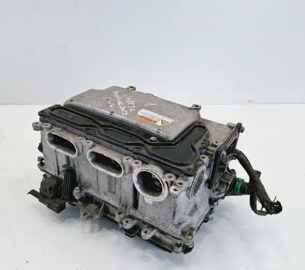 Toyota Prius (XW30) Voltage converter inverter G920047140