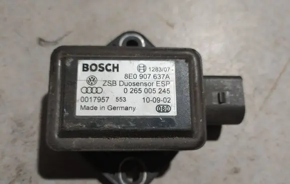 Audi A4 S4 B6 8E 8H ESP acceleration yaw rate sensor 8E0907637A
