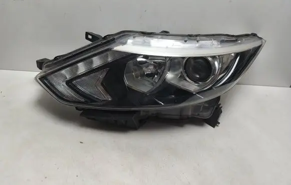 Nissan Qashqai Headlight/headlamp 10018014