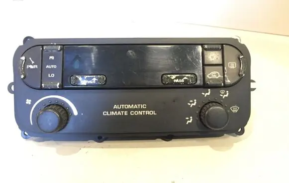 Chrysler Voyager Climate control unit P05127379AA 12239589