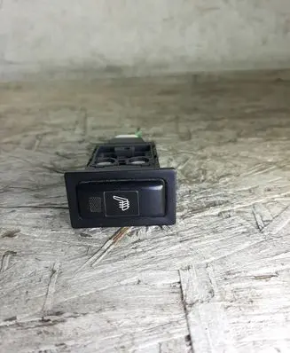 Toyota Yaris Seat heating switch 153261