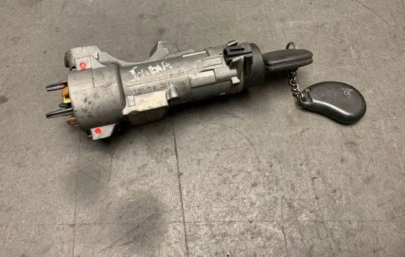 Skoda Fabia Mk1 (6Y) Ignition lock 4B0905851C 4B0905849 04160200