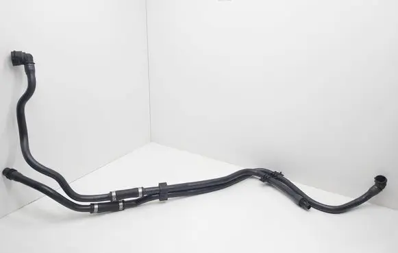 Mercedes-Benz C W205 Engine coolant pipe/hose A2055011100