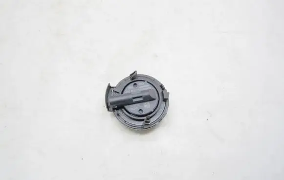 Volkswagen Golf VII Airbag deployment crash/impact sensor 5Q0959354 4382 03203