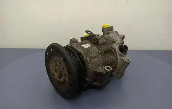 Toyota Avensis Verso Air conditioning (A/C) compressor (pump) 4472209752