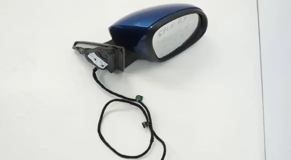 Volkswagen Tiguan Front door electric wing mirror