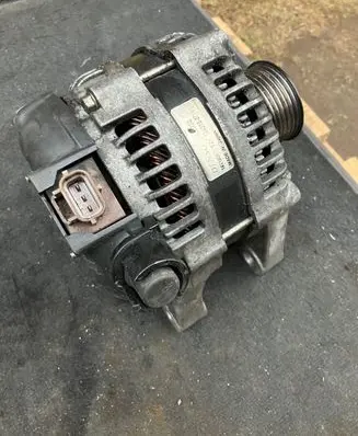 Volvo V50 Generator/alternator 1042102710 14V150A