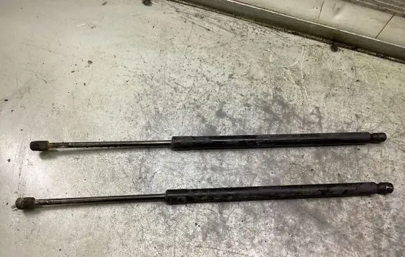 Honda CR-V Tailgate/trunk strut/damper 74820SWAA01 1132V10510N