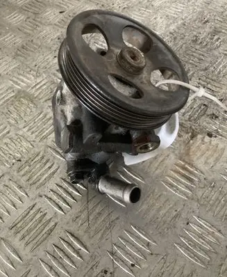 Subaru Impreza II Power steering pump