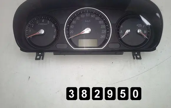 Hyundai Sonata Speedometer (instrument cluster) 2400petrol