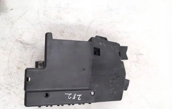 Alfa Romeo 159 Fuse box cover 