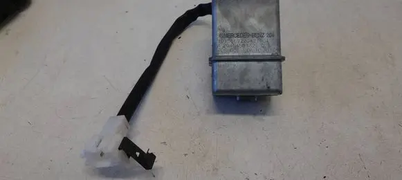 Mercedes-Benz C W204 Steering wheel lock A2045458132 2045458132