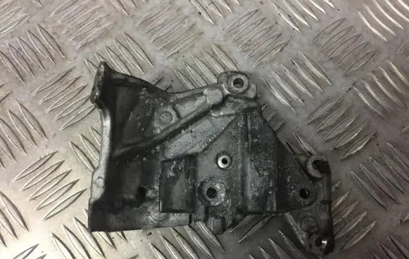 Peugeot Partner Engine mounting bracket 505932