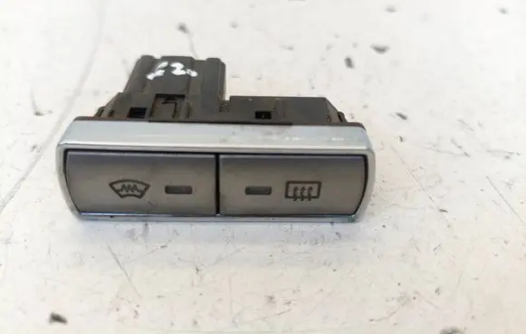 Ford S-MAX Windscreen/window heater switch