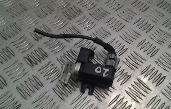 Audi A4 S4 B6 8E 8H Turbo solenoid valve 8E0906027C