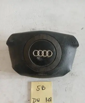 Audi A4 S4 B5 8D Steering wheel airbag