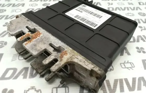Audi A3 S3 8L Gearbox control unit/module 09A927750AQ ADC10305