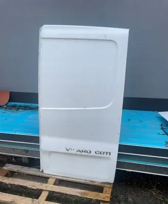 Renault Trafic II (X83) Back/rear loading door DRZWITYPRAWETRAFIC