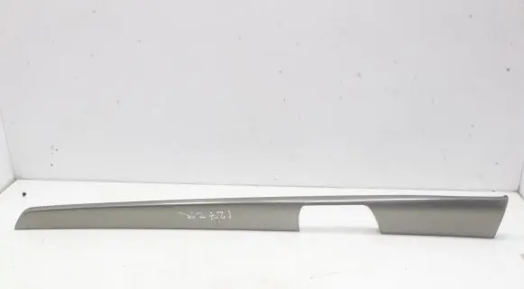 KIA Sorento Rear door card panel trim 833422P010