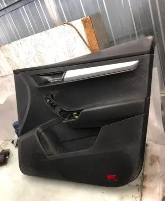 Skoda Karoq Front door card panel trim 57b867014a