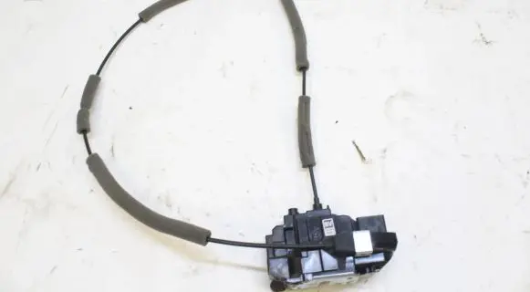 Renault Koleos II Rear door lock