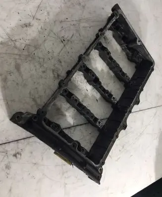 Peugeot Boxer Other cylinder head part 6C1Q6K537AB