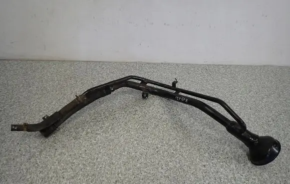 Fuel tank filler neck pipe