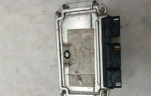 Peugeot 307 Engine control unit/module 0261206943 9650346180