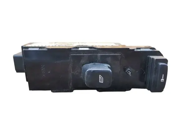 Volvo XC70 Electric window control switch 30658147 04W13E MP135200121