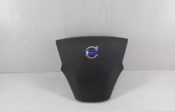 Volvo C30 Steering wheel airbag 8323349