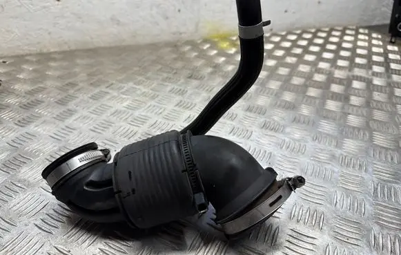 KIA Sportage Air intake hose/pipe 28130D3150 LSA137701