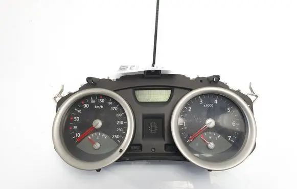 Renault Megane II Speedometer (instrument cluster) 8200306538