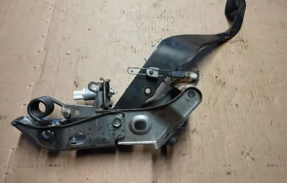 Clutch pedal