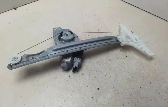 Citroen C4 I Picasso Rear door window regulator with motor 9682632180