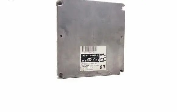 Toyota Corolla Verso E121 Engine control unit/module 8966113170 1752008072 1ZZFE