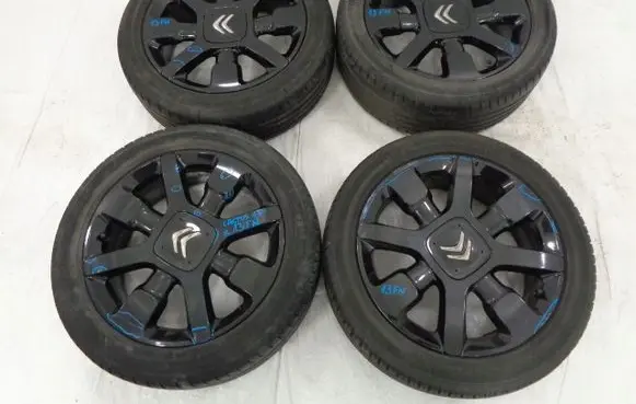 Citroen C4 Cactus R17 alloy rim 9800494077