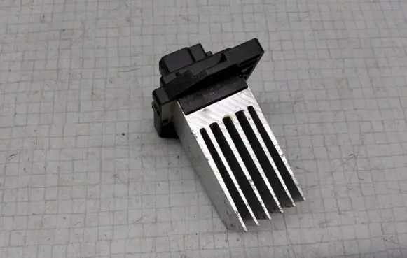 KIA Magentis Heater blower motor/fan resistor 578