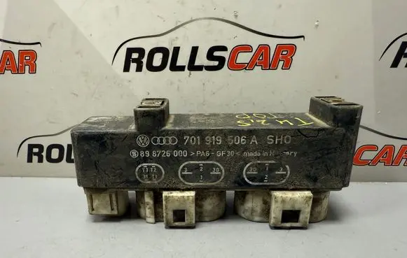 Volkswagen Transporter - Caravelle T4 Coolant fan relay 701919506A