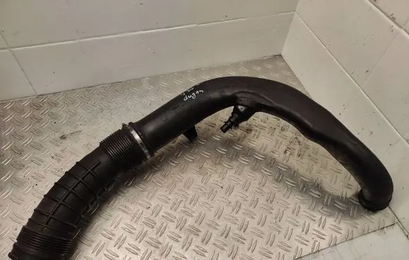 Volvo V70 Intercooler hose/pipe 31274767