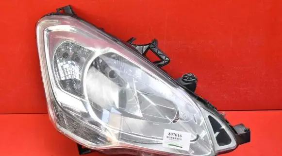 Citroen Berlingo Headlight/headlamp 9682828180
