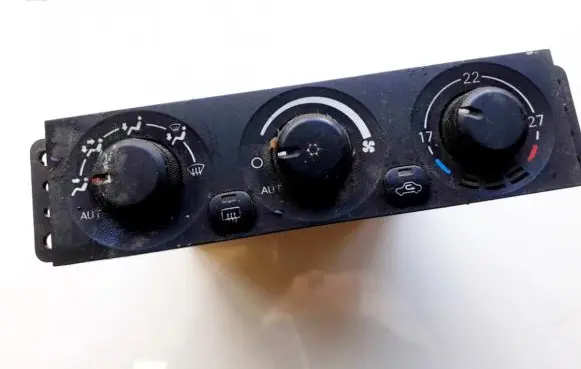 Mitsubishi Pajero Climate control unit mr500646 146430-8800