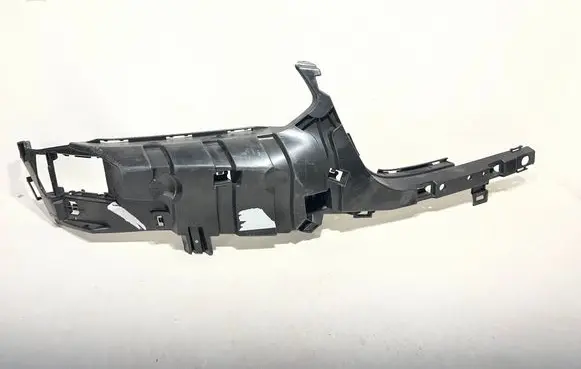 BMW X3 G01 Front bumper mounting bracket 8081896
