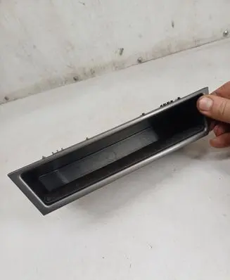 Opel Vectra C Dashboard storage box/compartment 24426049 230635620