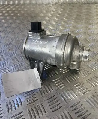 Volvo XC90 Water pump 31368715