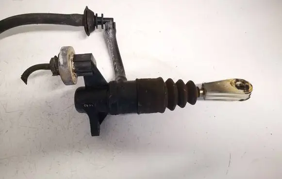 Audi A4 S4 B5 8D Clutch master cylinder 8e1721401