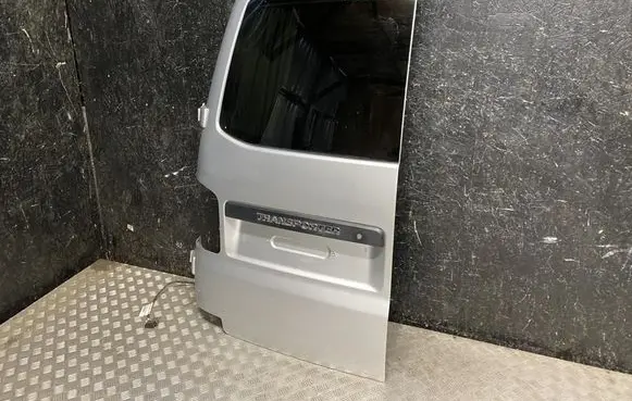 Volkswagen Multivan T6 Rear door 
